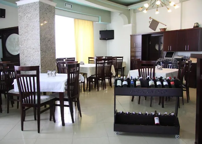 Otel George 3*