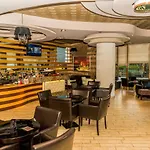 George Hotel