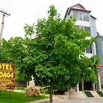 Hotel George Korce