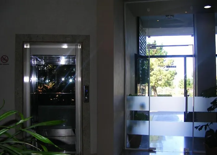 乔治酒店 酒店 3*